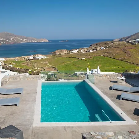 Mykonos Residence Villas & Suites Merchia Beach Hotel apartamentowy